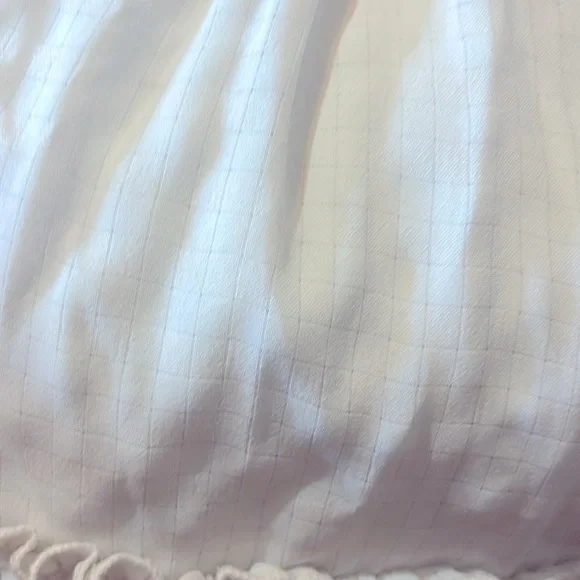 White Kawaii Cake Ruffled Above Knee Skirt Size Small - Picture 5 of 5